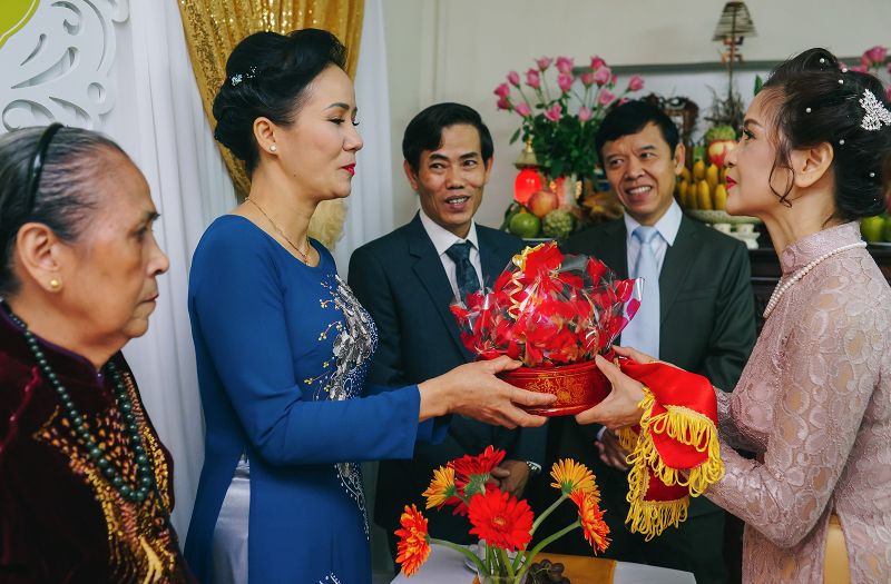 chụp hình cưới hỏi Sài Gòn trọn gói